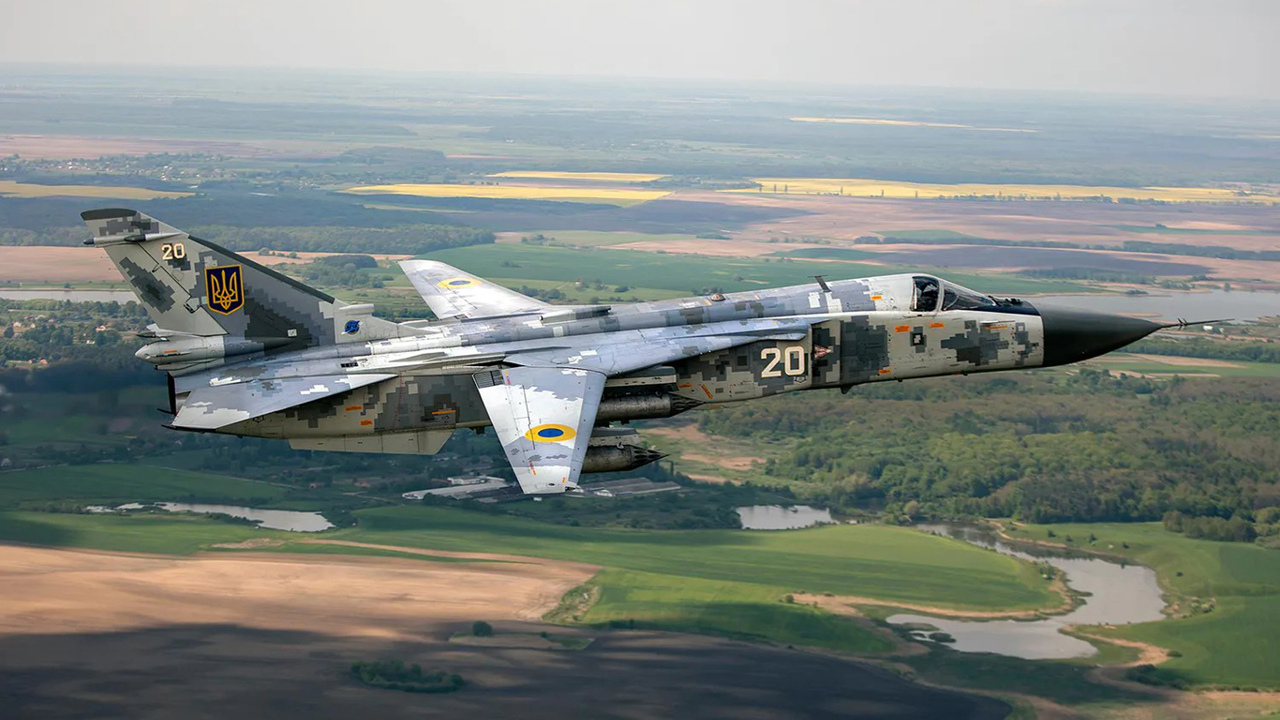 Ukrayna'ya ait bombardıman uçağı düştü: 2 pilot öldü