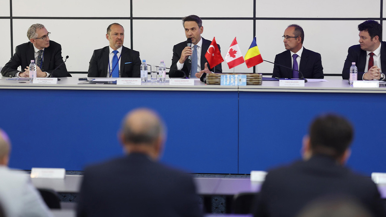 Bakan Bayraktar: Nükleer kapasiteyi 2050 yılına kadar 20 bin megavata çıkarmayı hedefliyoruz