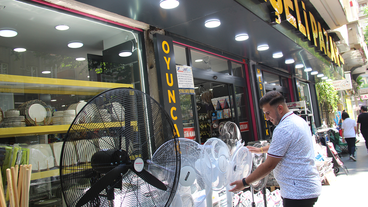 Diyarbakır’da sıcaklar artınca vantilatör satışları hareketlendi