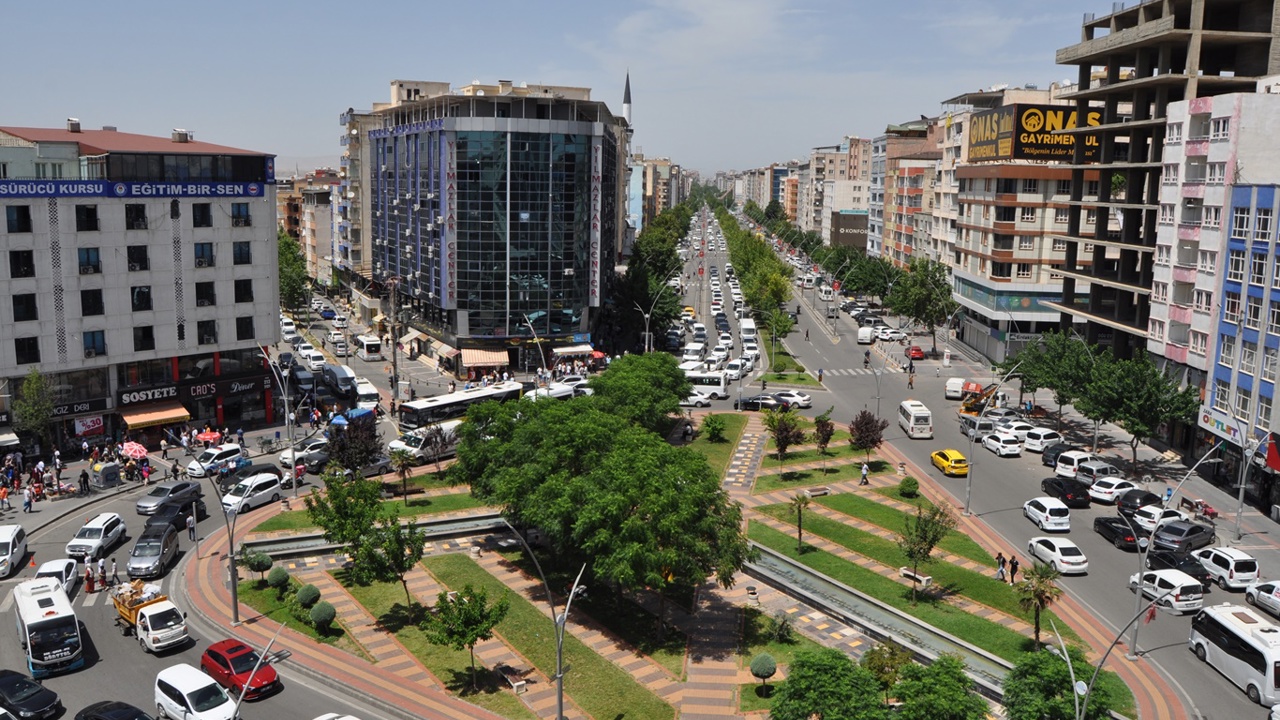Yaz sıcağında direksiyon başındaki risklere dikkat