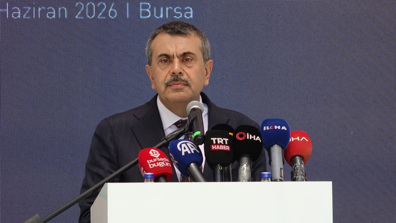 Milli Eğitim Bakanı Tekin: Sosyal medya gençleri milli ve manevi değerlerden uzaklaştırıyor