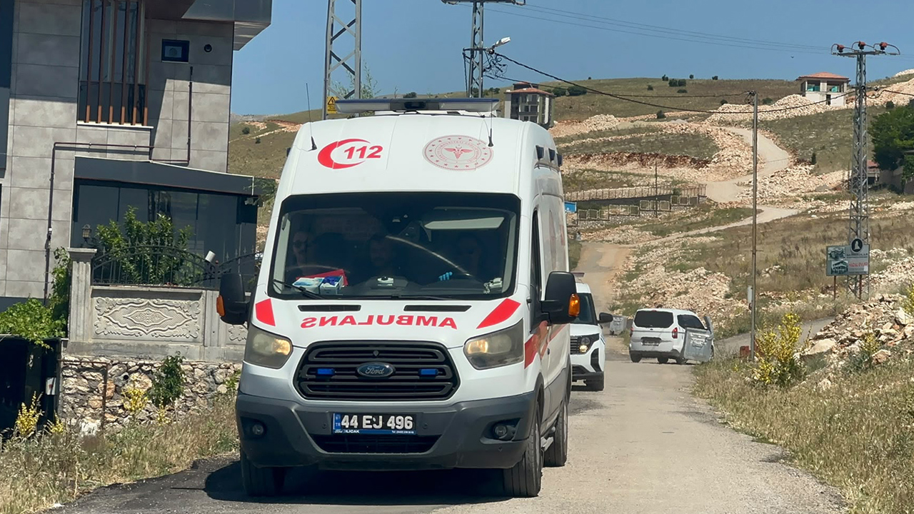 Malatya'da husumetlilerin kavgasında kan aktı: 1 yaralı