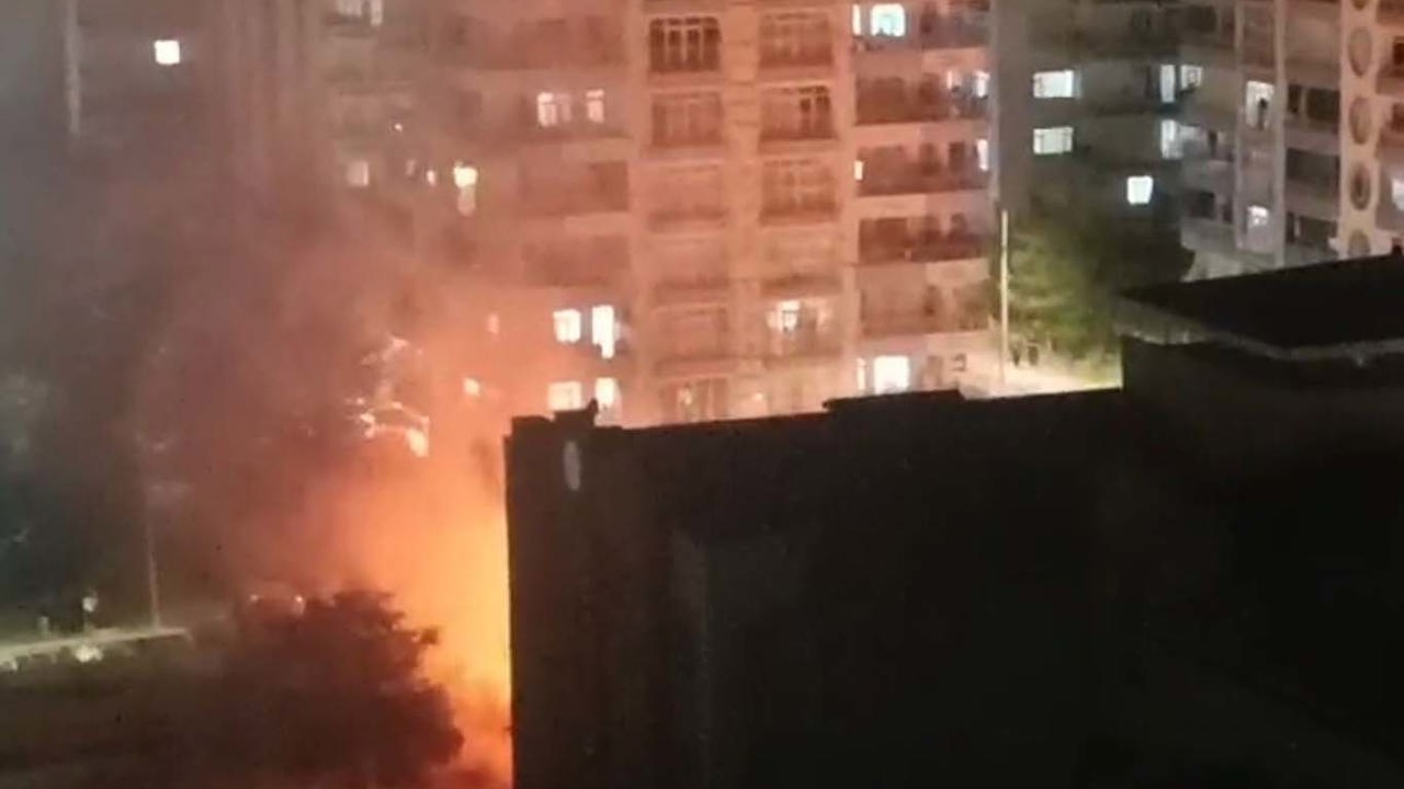 Diyarbakır'da havai fişek okulda yangına neden oldu