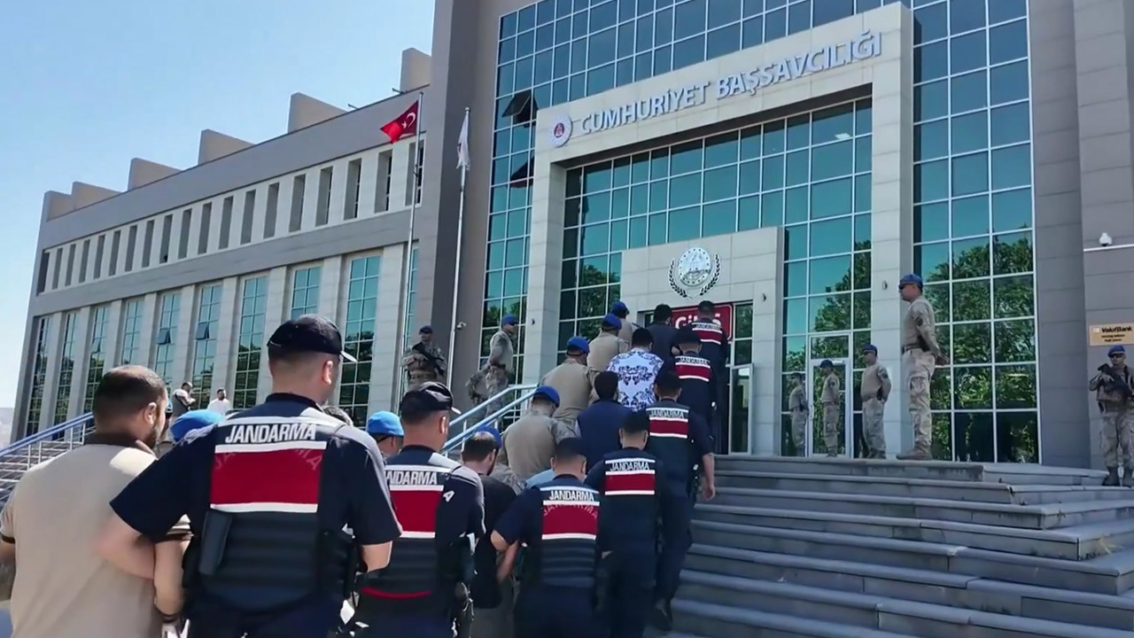 26 ilde DAİŞ operasyonu: 70 şüpheli yakalandı