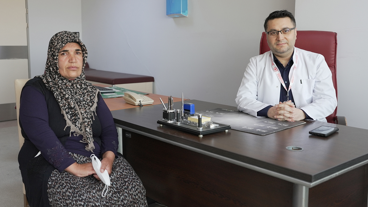 Tarama testiyle erken evrede kanser olduğu tespit edilen hasta tedavi edildi