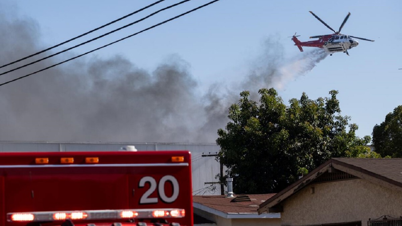 Los Angeles'taki depo yangını nedeniyle "acil durum" ilan edildi
