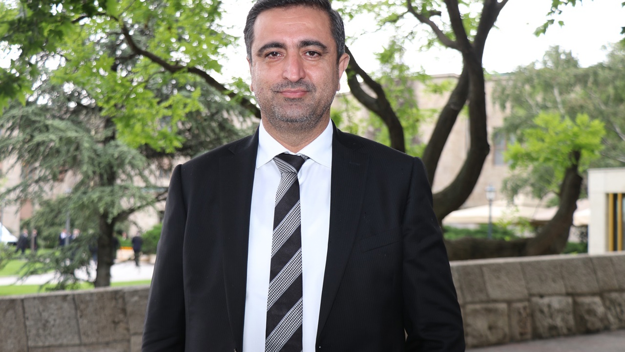 HÜDA PAR Milletvekili Ramanlı, Millî Eğitim Akademileri'ndeki iddiaları Bakan Tekin’e sordu