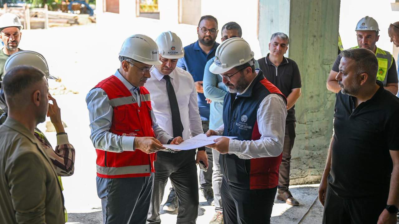 Turgut Özal Gençlik Merkezinde çalışmalar devam ediyor