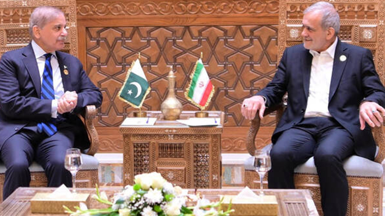 İran Cumhurbaşkanı Pezeşkiyan Pakistan'a gidiyor