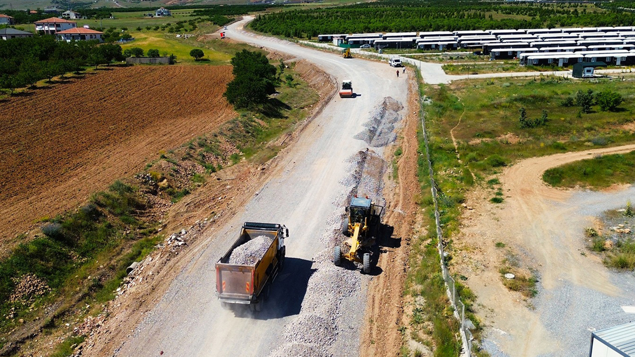 Malatya'da mahalleleri birbirine bağlayacak yol açılıyor