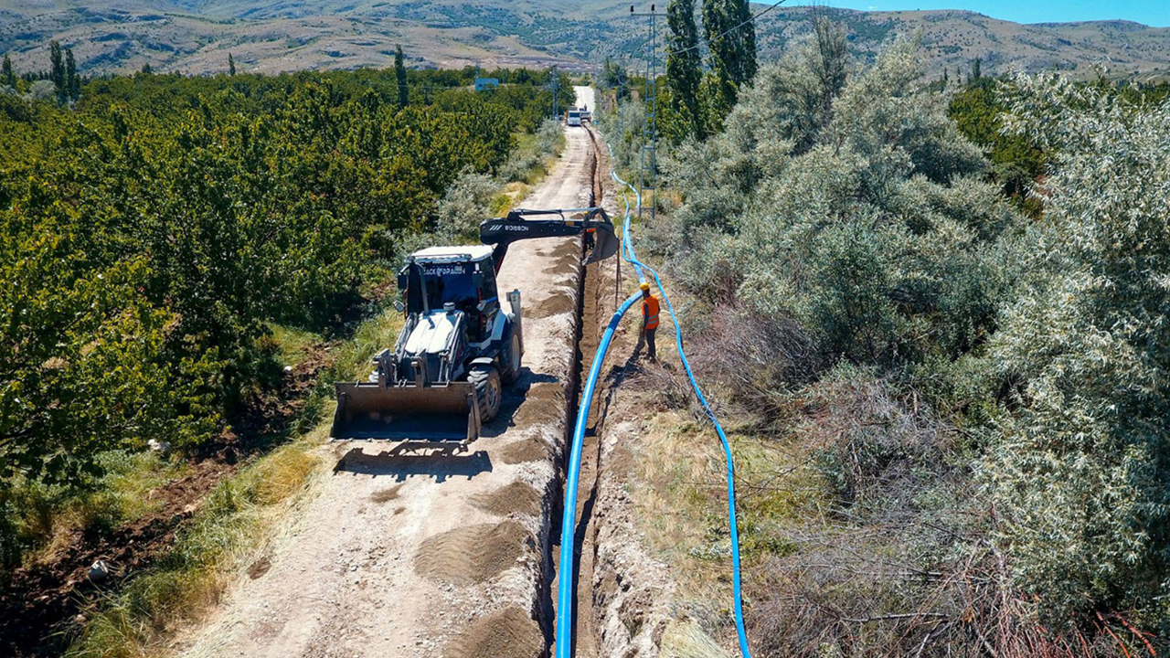 MASKİ Akçadağ'da 26 kilometrelik içme suyu hattını yeniliyor