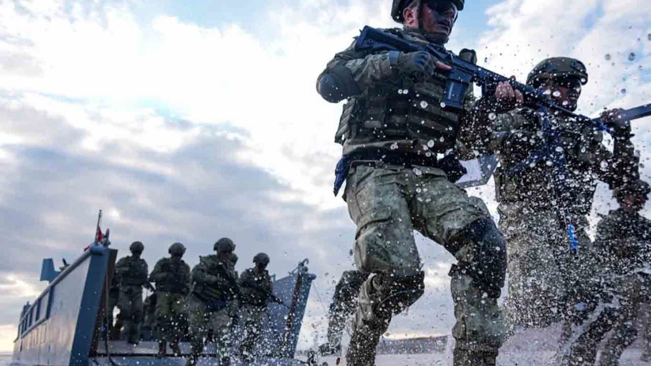 İşgal basını: Türkiye, askeri gücüyle İran'dan daha büyük tehdit