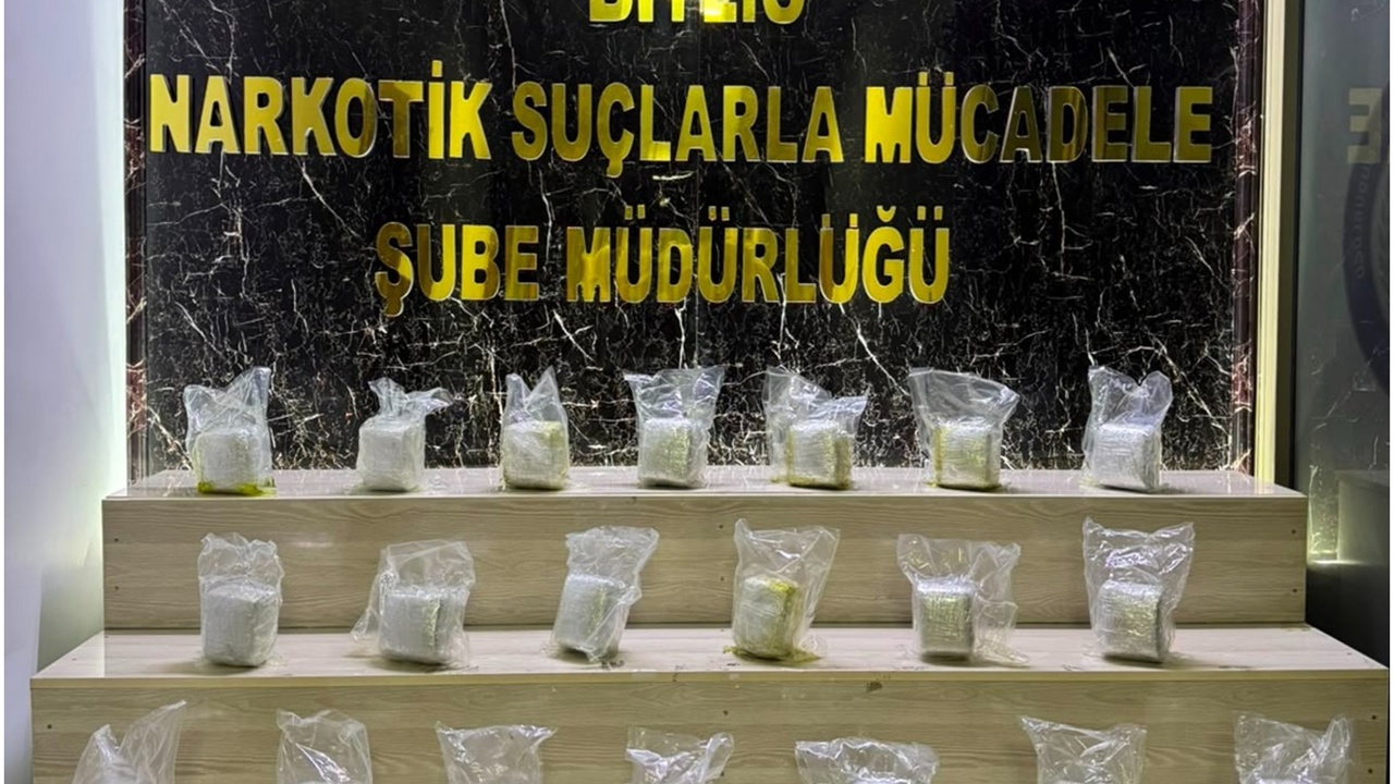 Bitlis’te 15 kilogram uyuşturucu ele geçirildi, 3 kişi tutuklandı