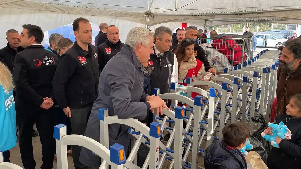 2025'te Türkiye'ye 393 bin kişi göç ederken 403 bin kişi yurt dışına gitti