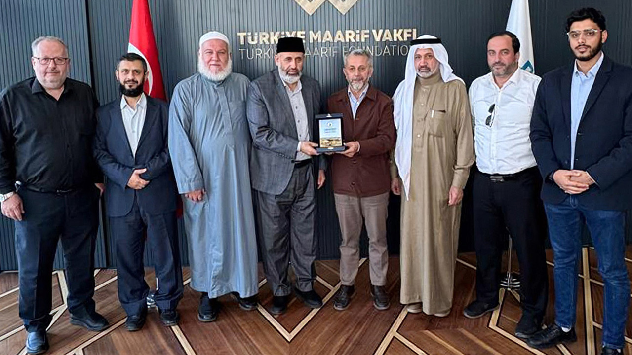 Filistin Alimler Birliği heyeti Türkiye Maarif Vakfı'nı ziyaret etti