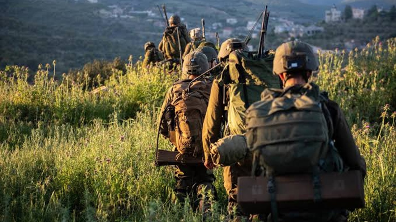 Siyonist savaş bakanı, Güney Lübnan'dan çekilmeyeceklerini söyledi