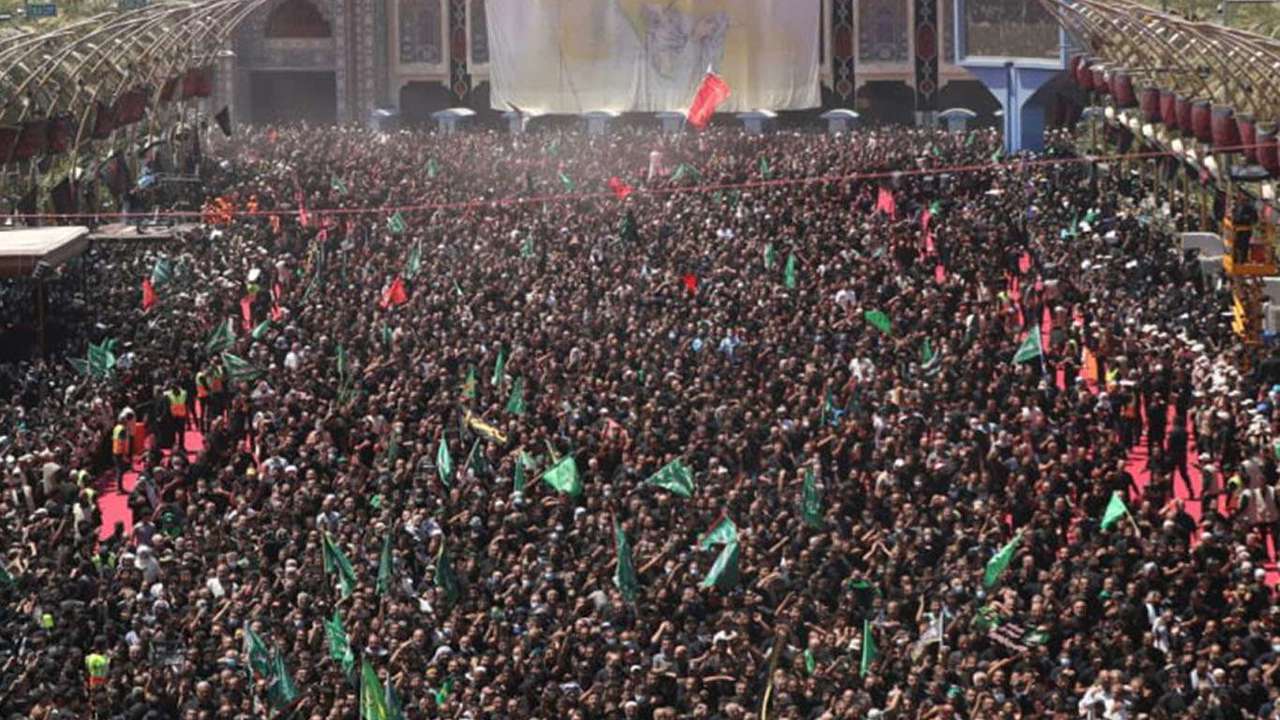Kerbela şehitleri Aşura gününde rahmetle yad ediliyor