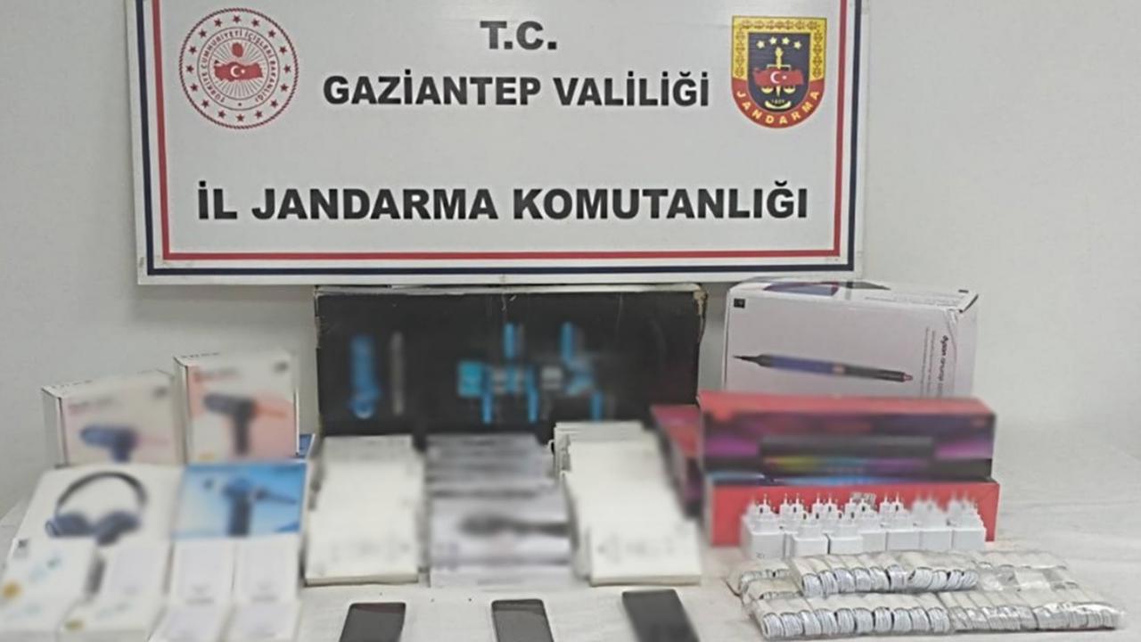 Gaziantep'te kaçak ürün operasyonu: 2 şüpheli hakkında işlem başlatıldı