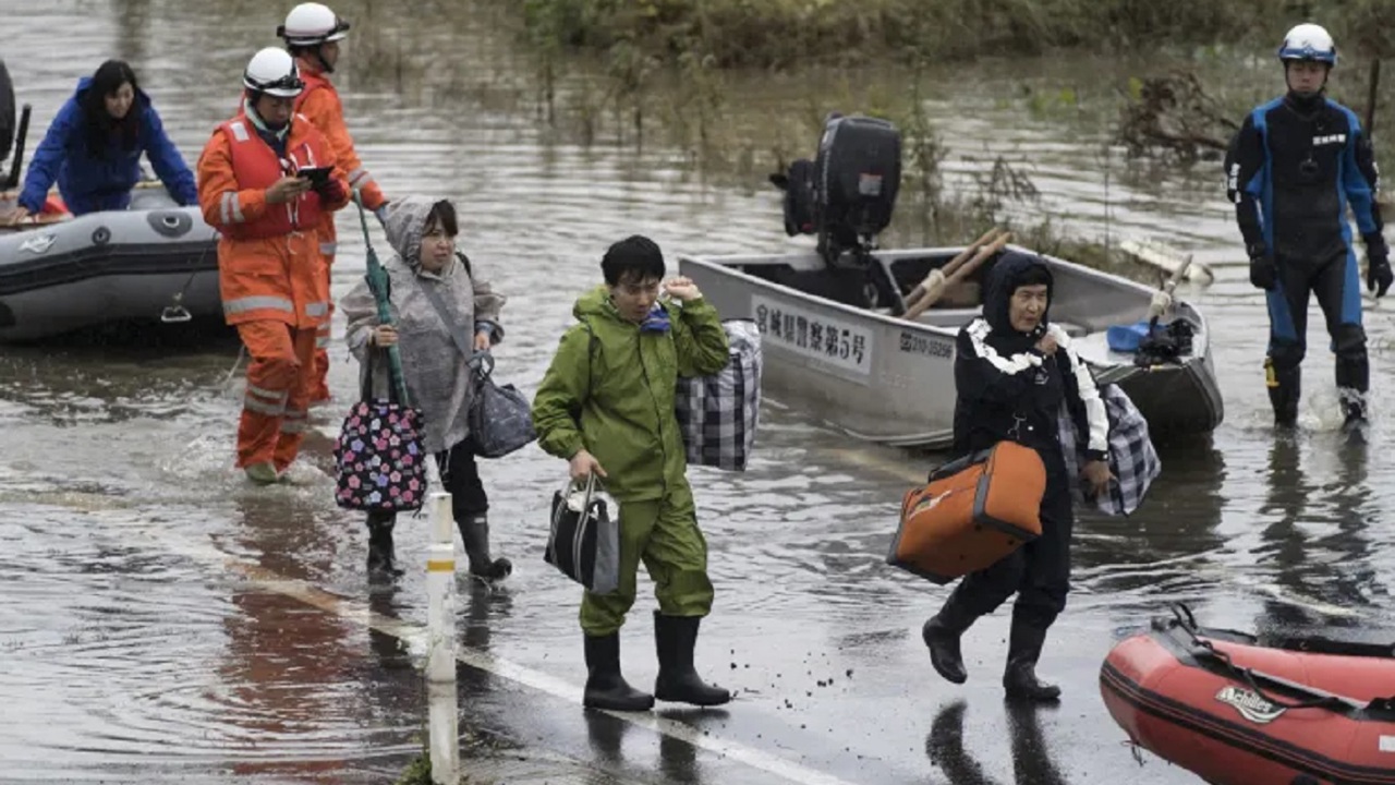 Japonya'da tayfun alarmı: Şiddetli yağış uyarısı yapıldı