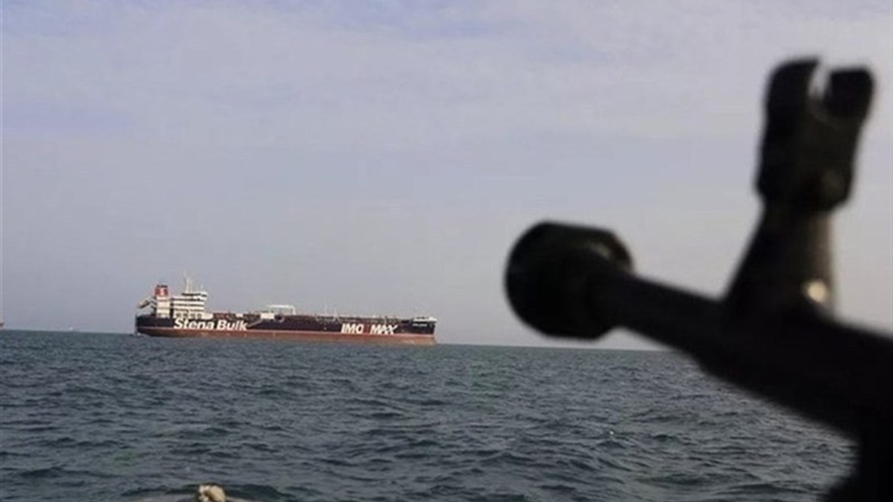 İranlı otoritelerden Hürmüz hatırlatması: Geçişler yalnızca Tahran'ın onayladığı güzergahlardan sağlanıyor
