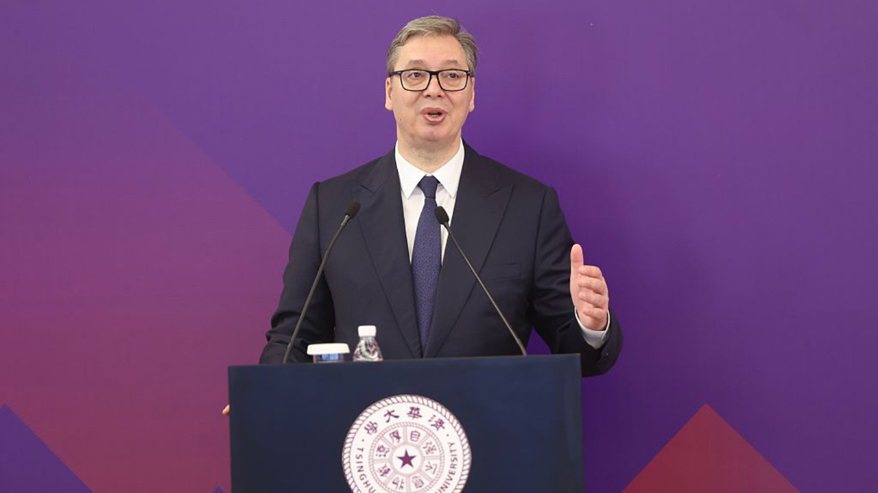Sırbistan Cumhurbaşkanı Vucic istifa edeceğini açıkladı