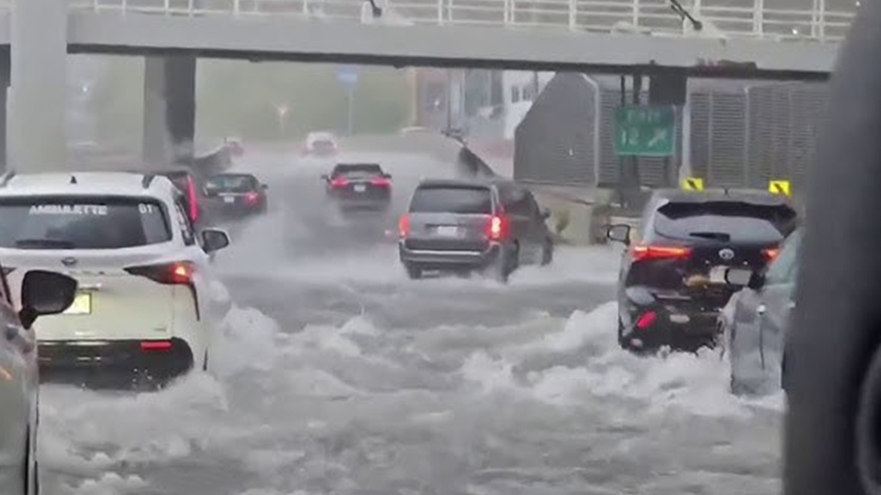 ABD'de şiddetli yağışlar sele yol açtı: 4 ölü