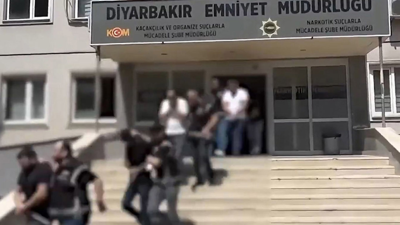 Diyarbakır'da silahlı suç örgütüne operasyon: 15 tutuklama