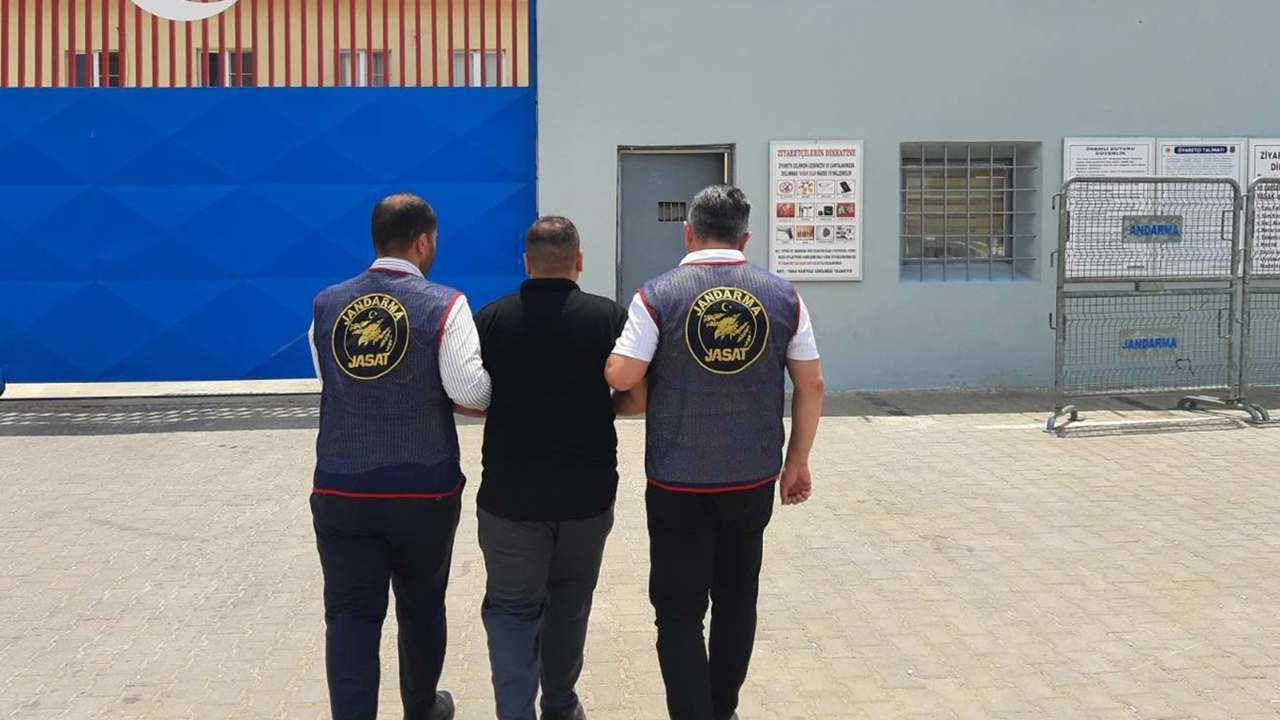 Gaziantep'te 10 yıl hapis cezası bulunan 2 firari yakalandı