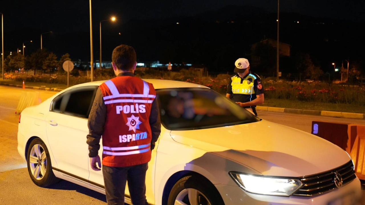 Isparta'da denetimlerde 31 aranan kişi yakalandı
