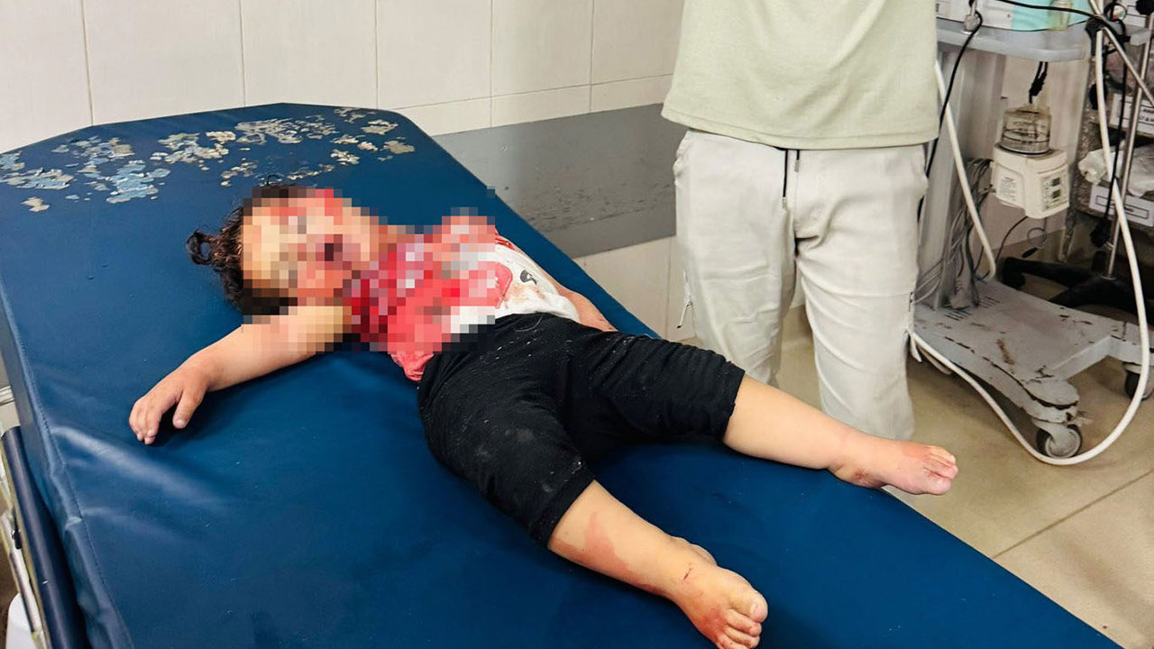 Gazze'de ateşkes yalanı: Siyonist rejim saldırılarında 8 Filistinli şehit oldu