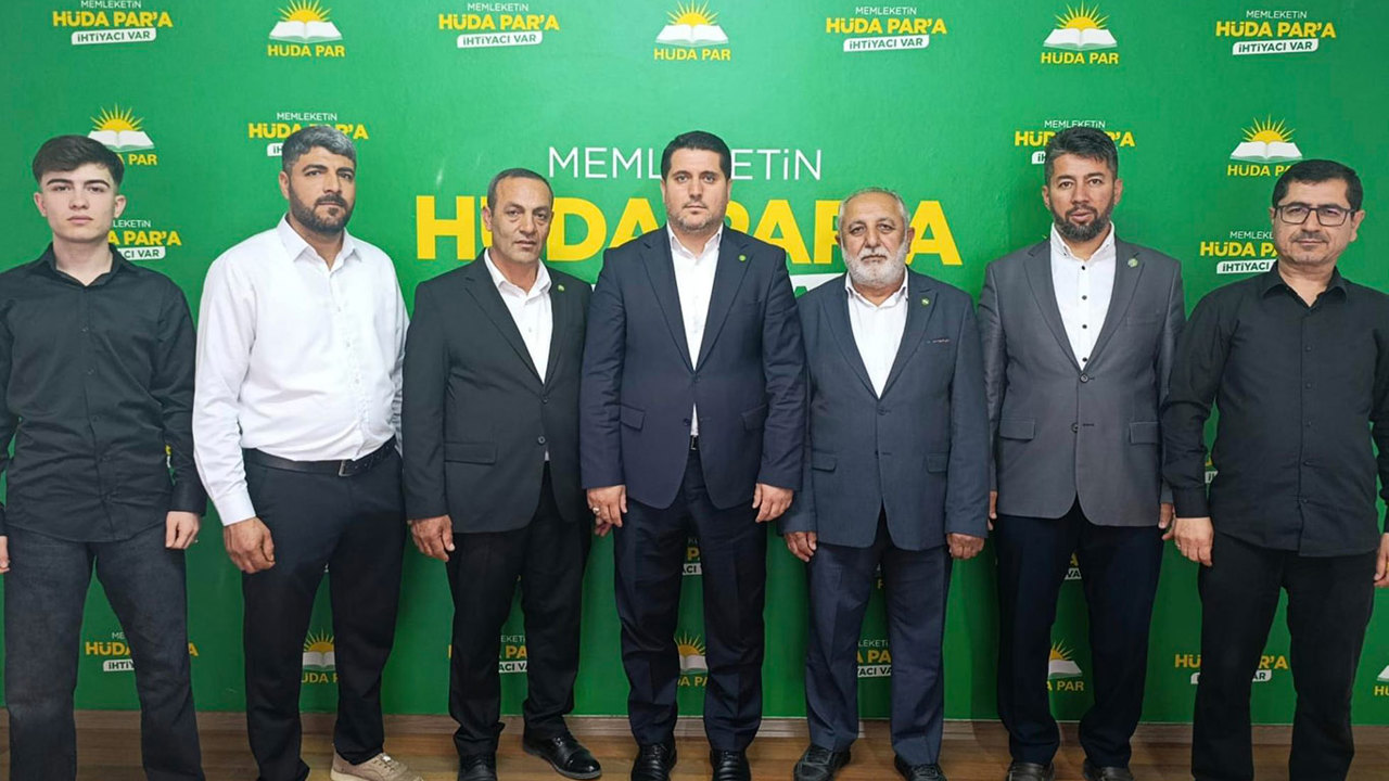 HÜDA PAR Antalya'da tüm ilçe kongrelerini tamamladı