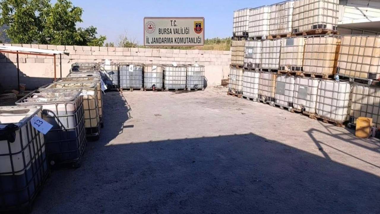 Bursa’da sahte yağ ve kaçak ürün operasyonu: 5 gözaltı