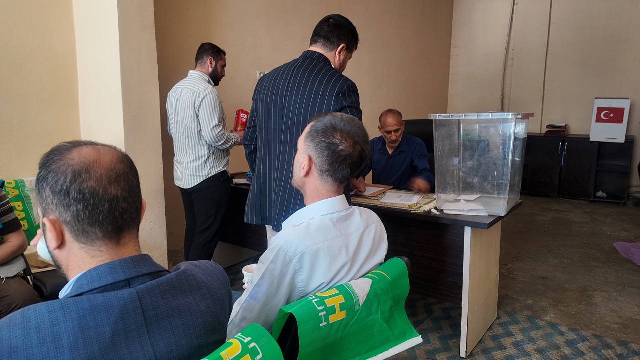 HÜDA PAR Diyadin ve Taşlıçay ilçe başkanları güven tazeledi