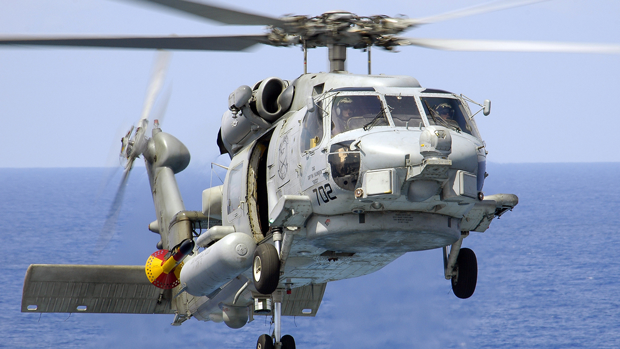 Umman Denizi’nde ABD helikopteri zorunlu iniş yaptı: Bir asker kayıp