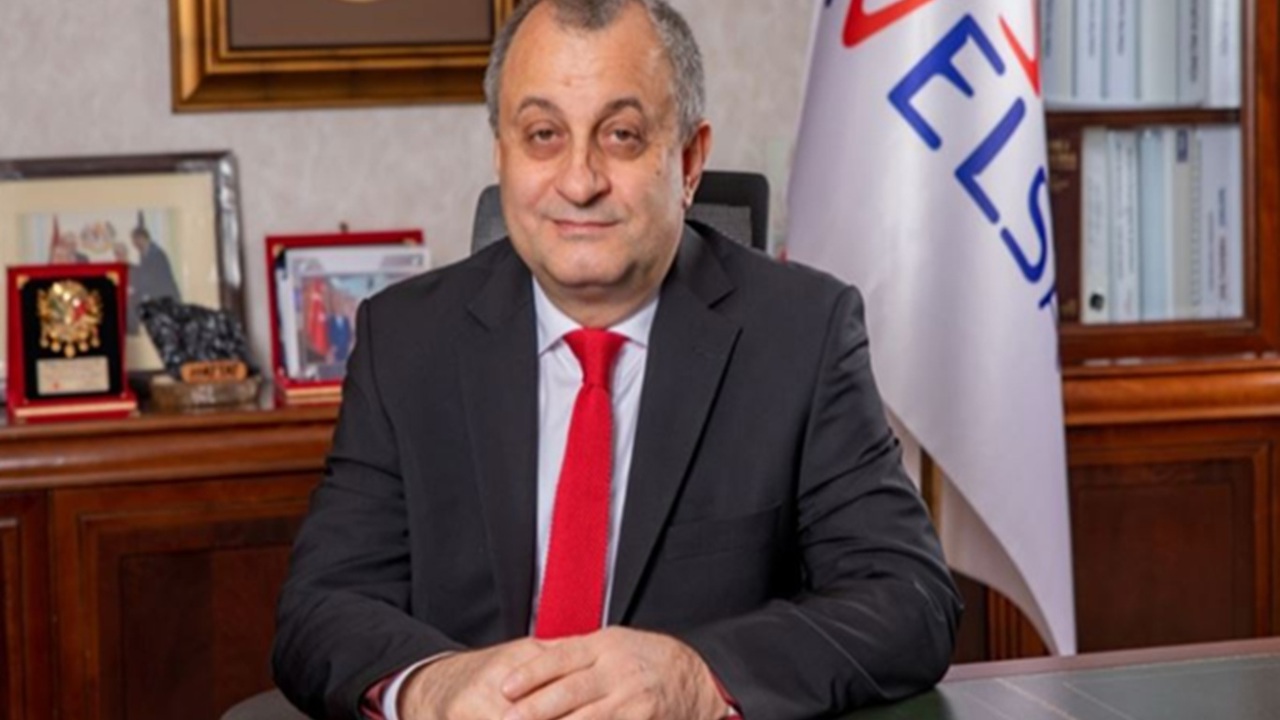Ahmet Hamdi Atalay Ulaştırma ve Altyapı Bakan Yardımcılığı görevine getirildi.
