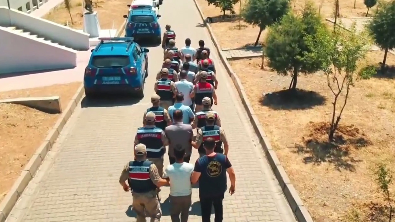 Diyarbakır merkezli 6 ilde dolandırıcılık operasyonu: 27 şüpheli yakalandı