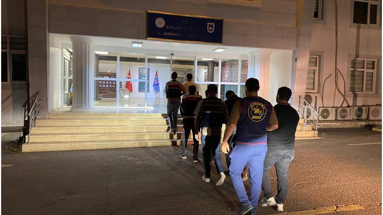 Sahte polis operasyonunda 4 şüpheli yakalandı