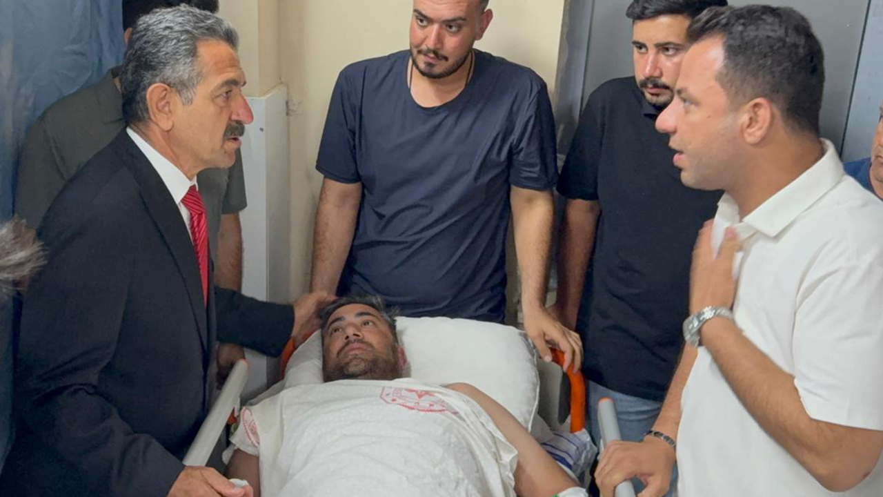 Vali Ekici, Hazreti Nuh’u anma etkinliği dönüşünde yaşanan kazada yaralananları ziyaret etti