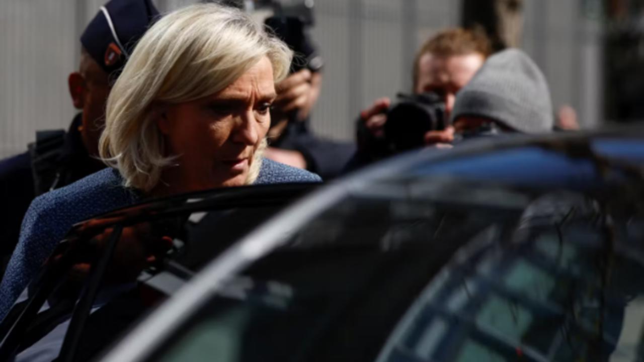 Le Pen, 2027 Fransa Cumhurbaşkanlığı seçimleri için adaylığını açıkladı