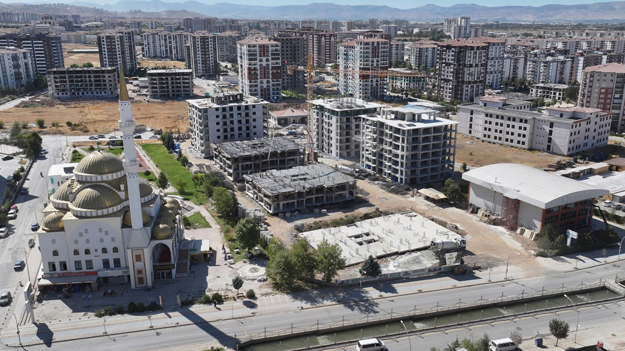 Yeşilyurt'ta yerinde dönüşüm süreci başarıyla tamamlandı