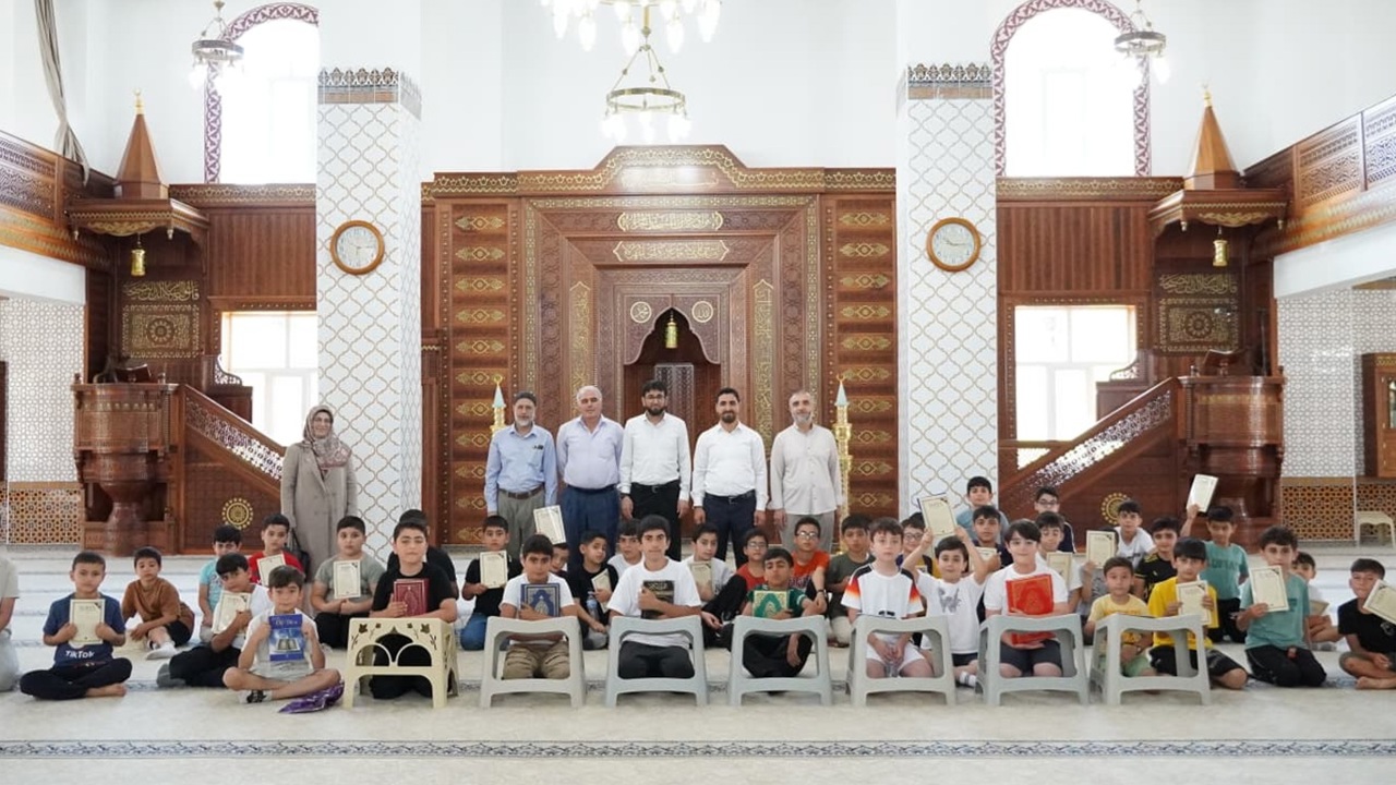  İl Müftü Vekili Bayram Öztürk, yaz Kur'an kursu öğrencileriyle buluştu