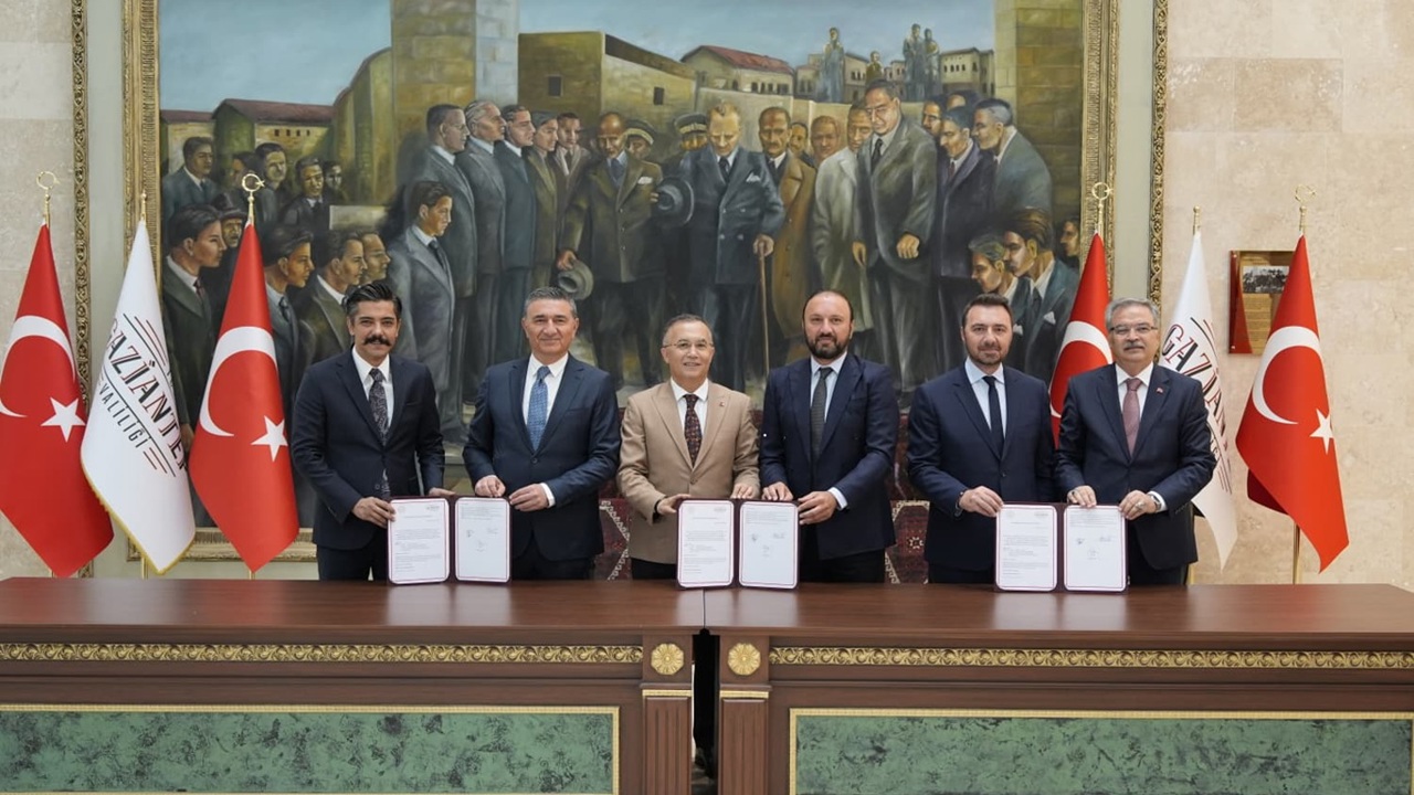 Gaziantep'te eğitime 70 milyon TL'lik hayırsever desteği