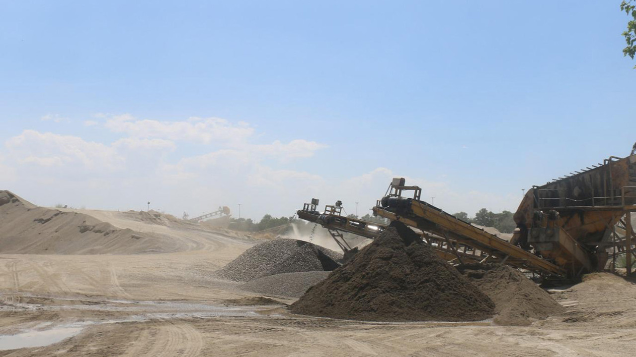 Batman'da çevreyi kirleten hazır beton firmalarına 419 bin TL'ye varan ceza