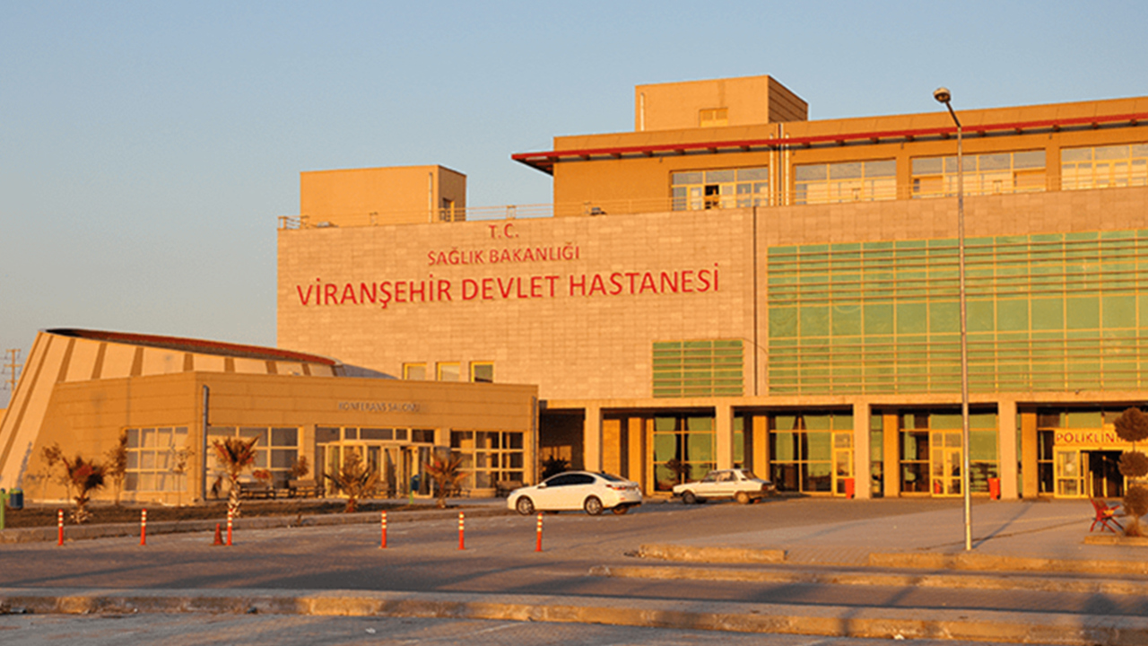 Halı sahada fenalaşan uzman çavuş hayatını kaybetti