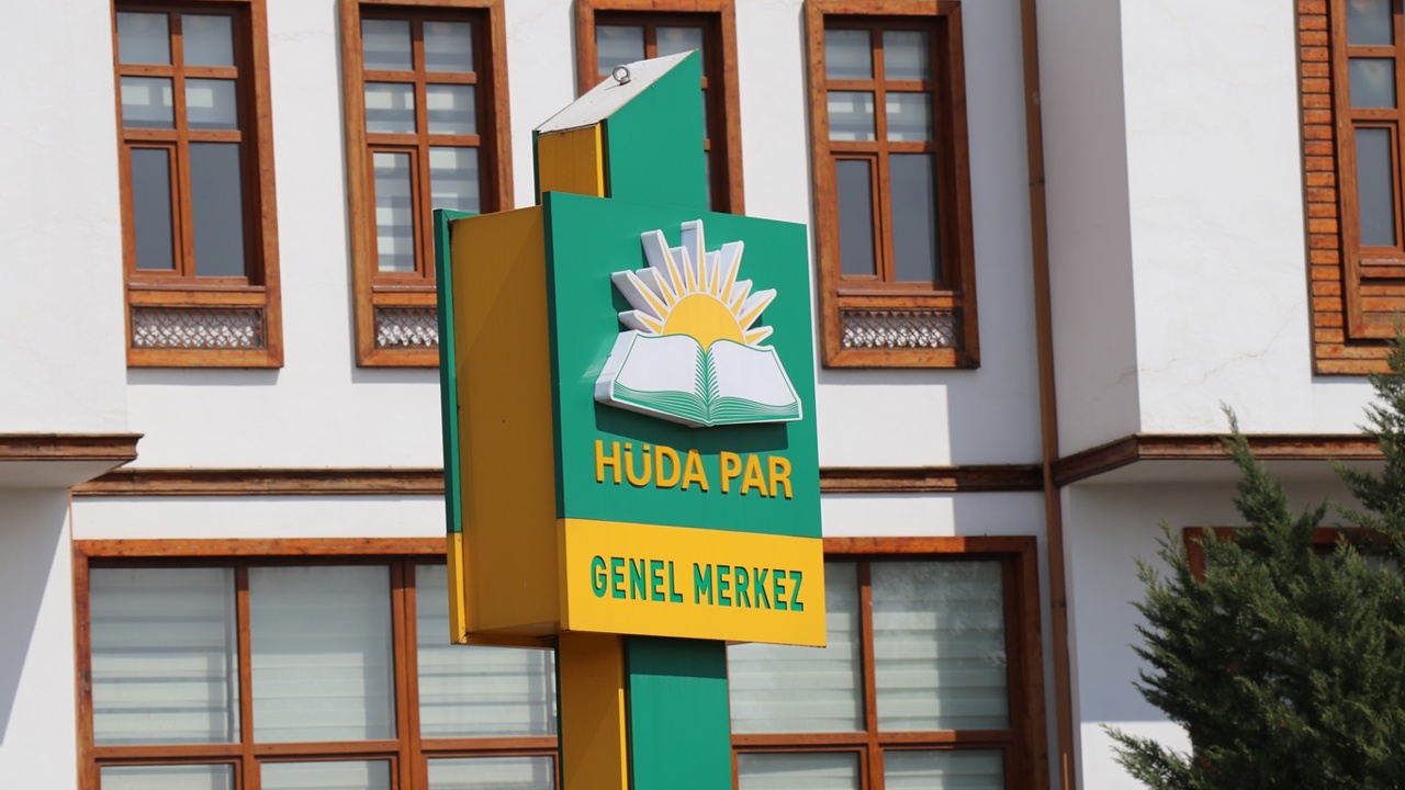 HÜDA PAR: NATO, siyonist rejimden yana açık bir çifte standart uyguluyor