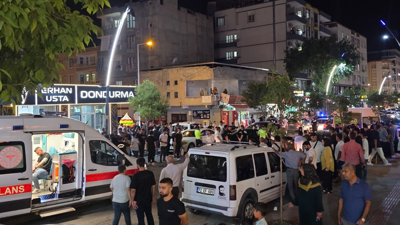 Batman'da iki otomobil çarpıştı: 2 yaralı