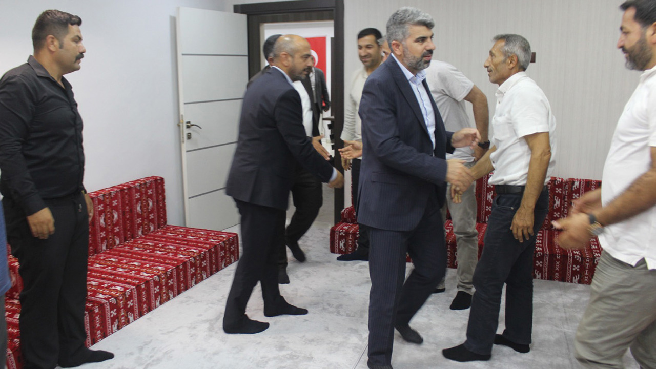 HÜDA PAR Milletvekili Dinç Elazığ'da temaslarda bulundu