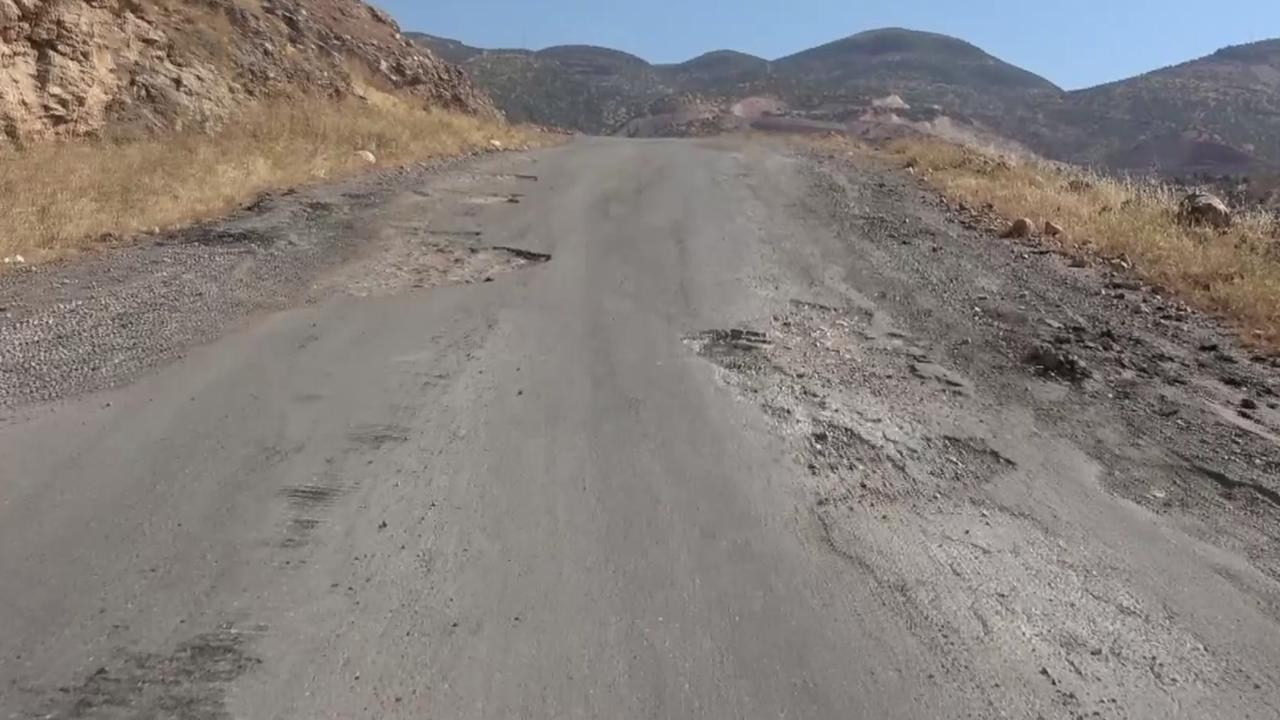 Vatandaşlardan Zarova yolu tepkisi: Can güvenliğimiz yok