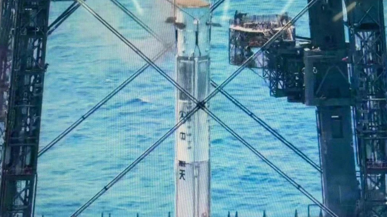 Çin'den dünyada ilk defa ağla roket yakalama testi