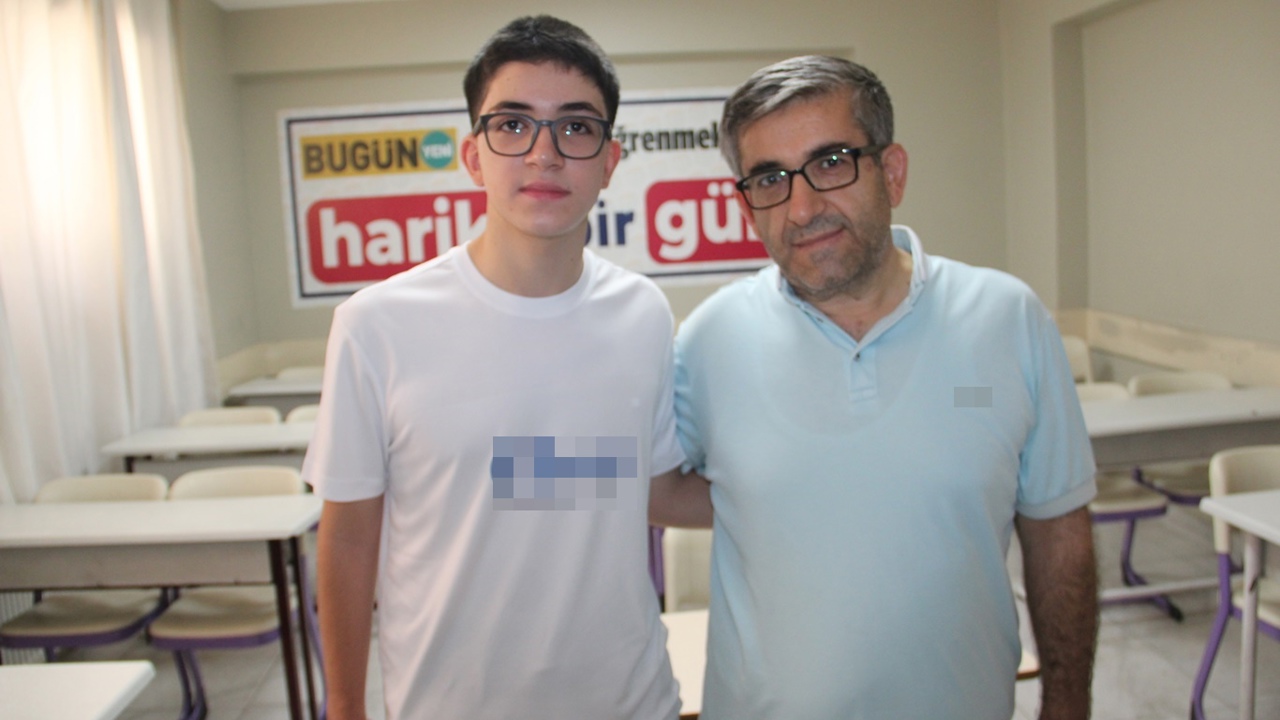 LGS'de 500 tam puan alan Ezgin: Önemli olan çok çalışmak değil, verimli çalışmak